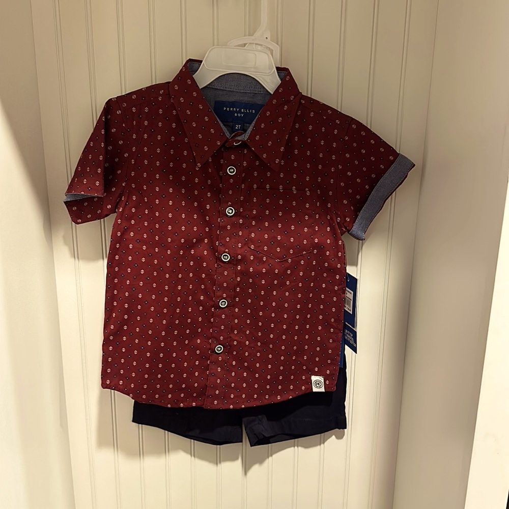 Perry Ellis 2 pc short set